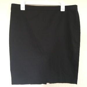 Body by Victoria Victoria's Secret black pencil skirt. Size 14.